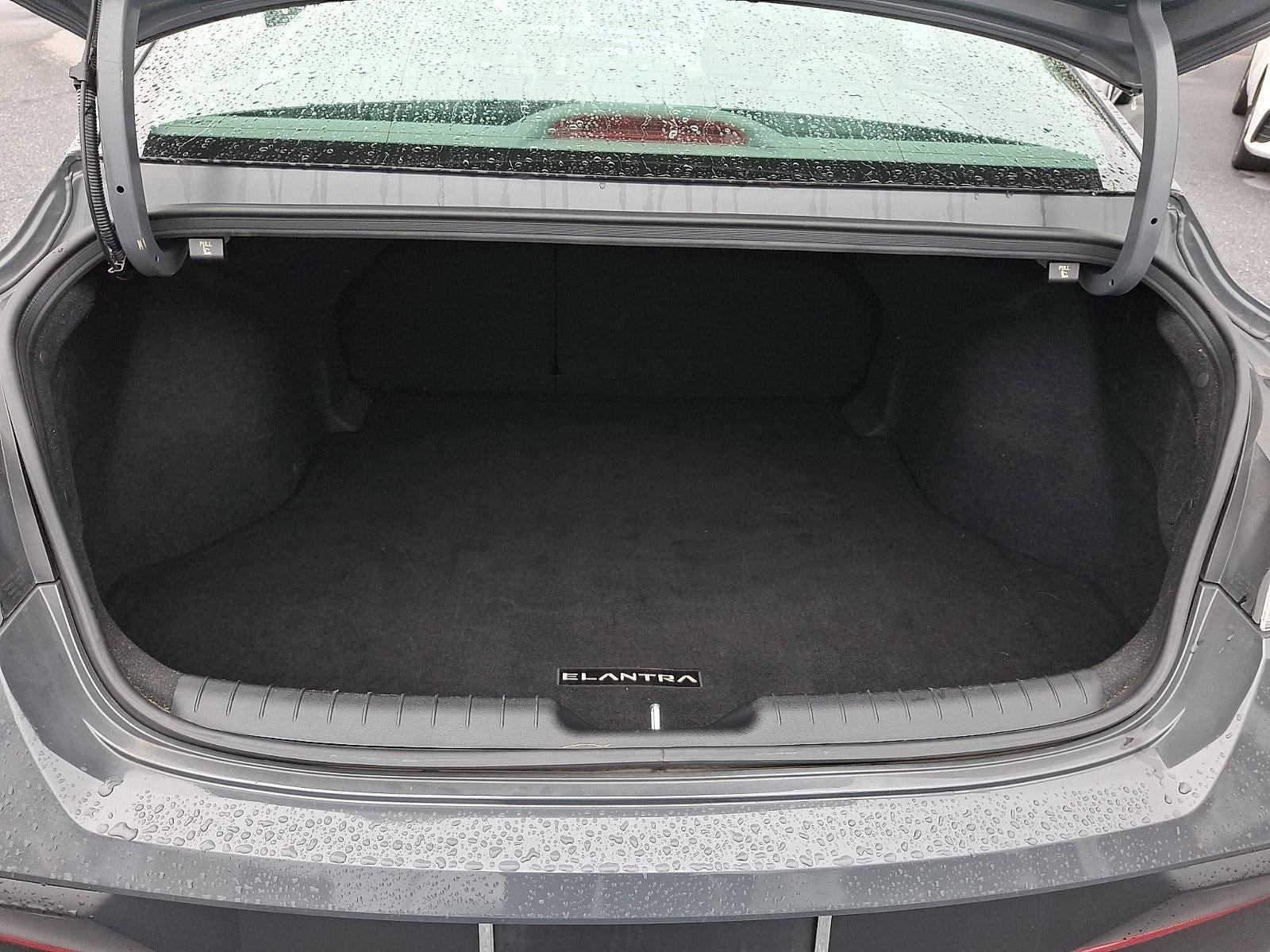 2024 Hyundai Elantra SEL - Photo 29