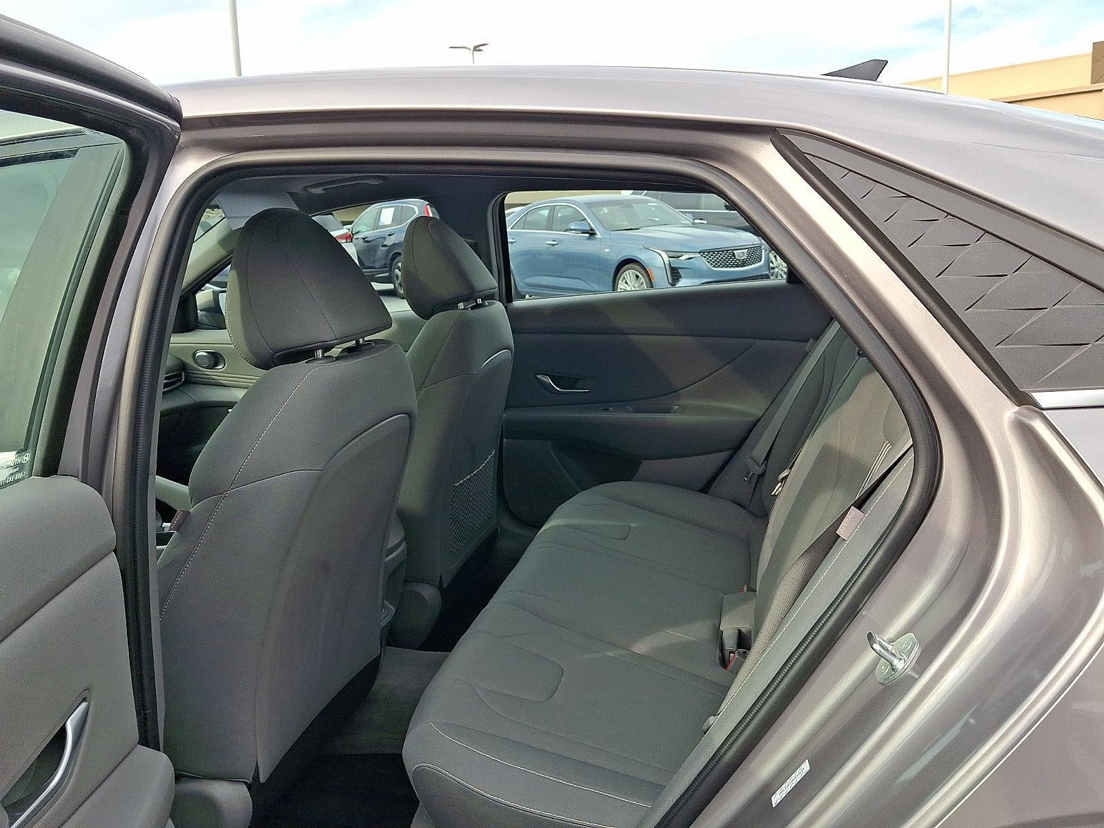 2024 Hyundai Elantra SEL - Photo 10