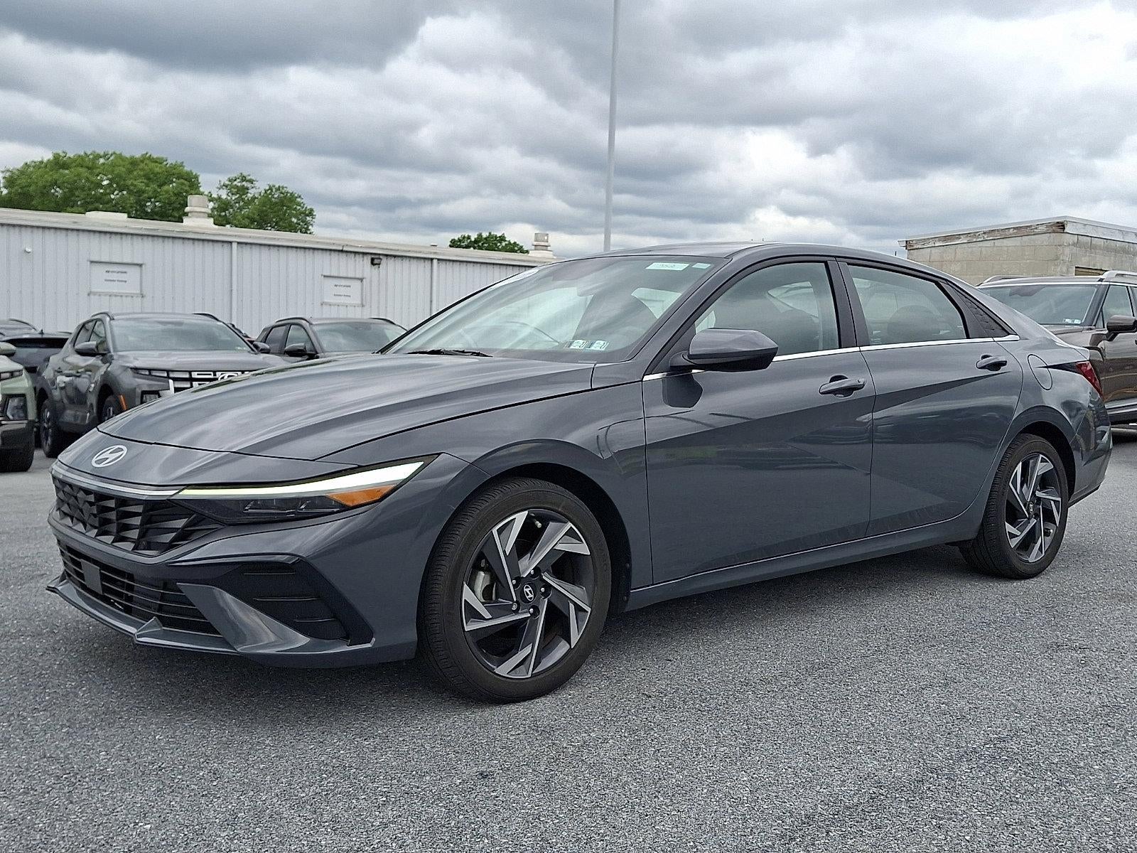 2024 Hyundai ELANTRA SEL