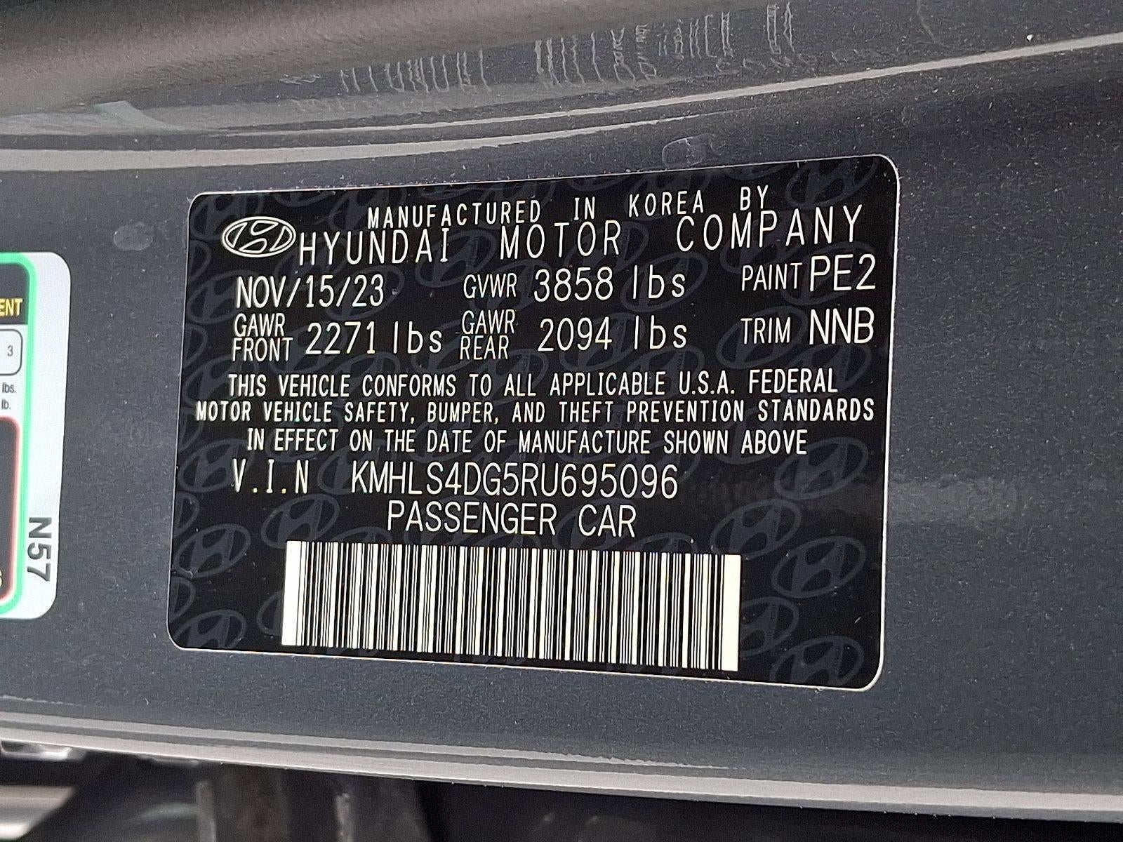 2024 Hyundai ELANTRA SEL