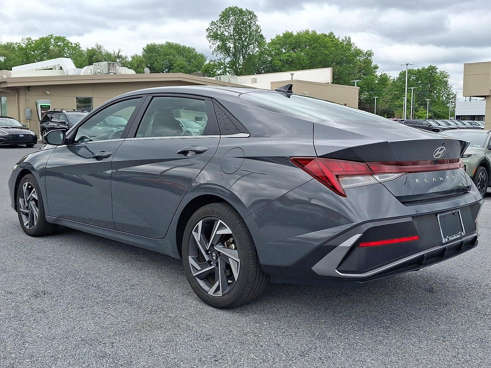2024 Hyundai ELANTRA SEL