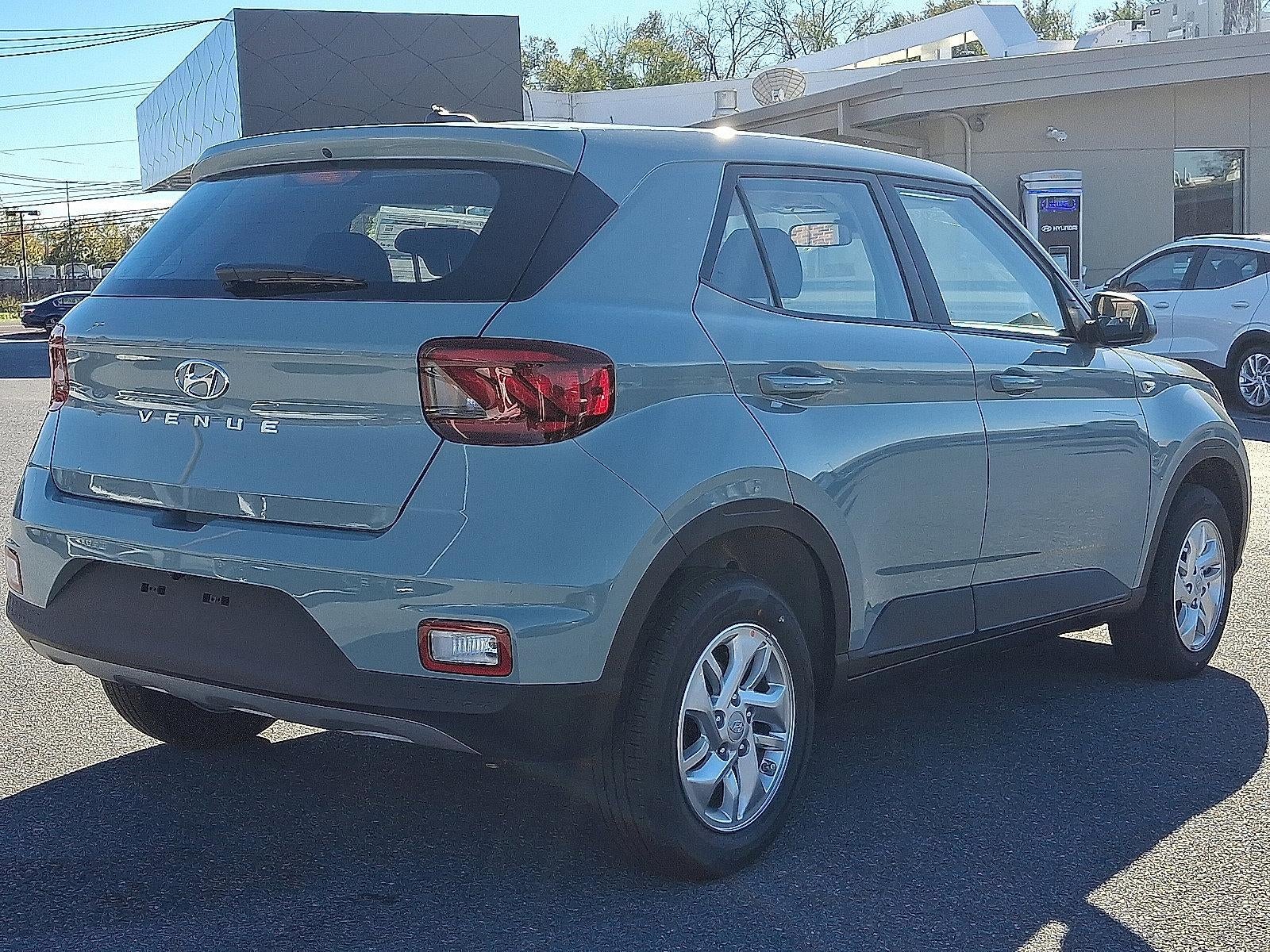 2026 Hyundai VENUE SE