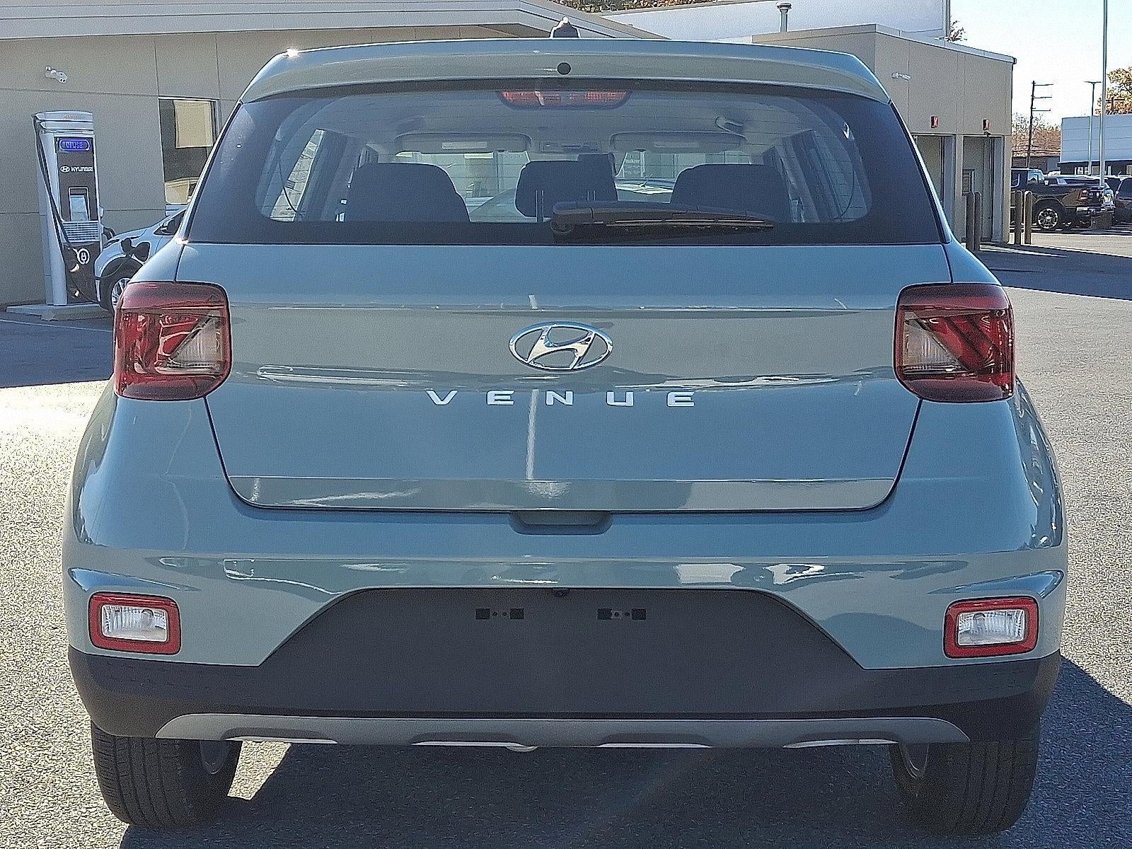 2026 Hyundai VENUE SE