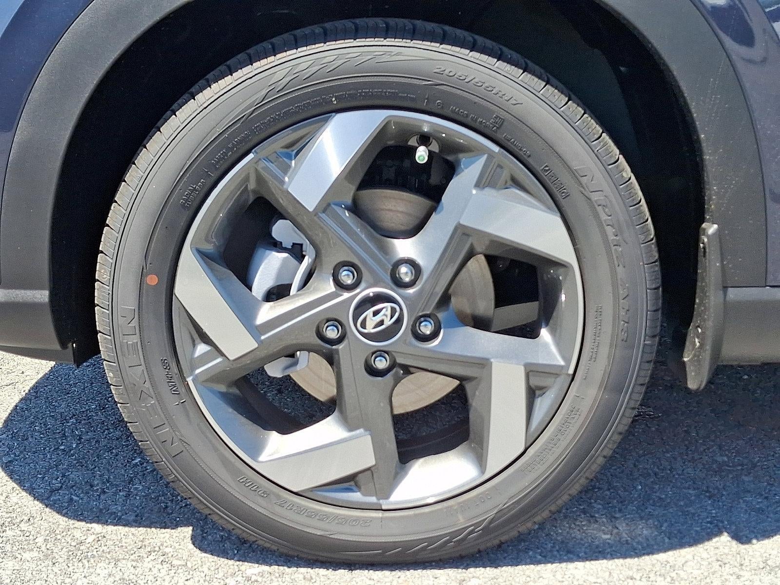 2026 Hyundai VENUE SEL W/Two-Tone Roof