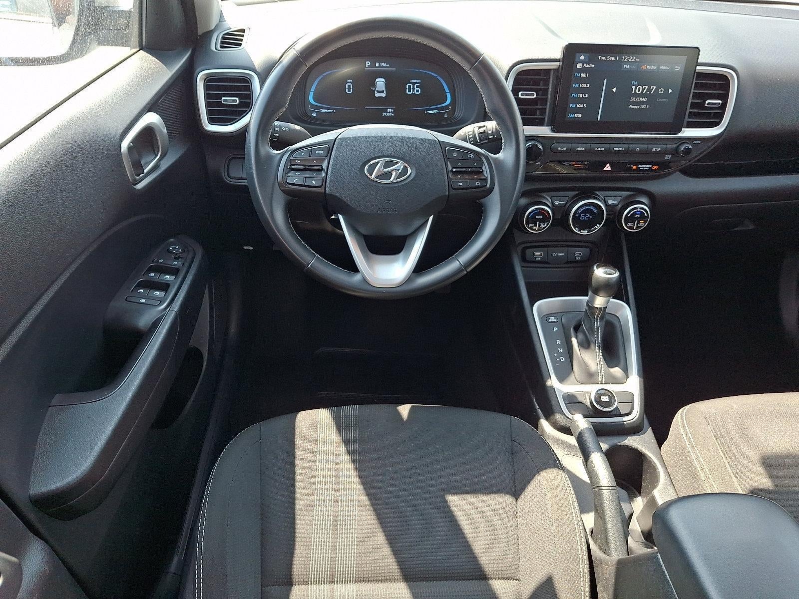 2025 Hyundai VENUE SEL
