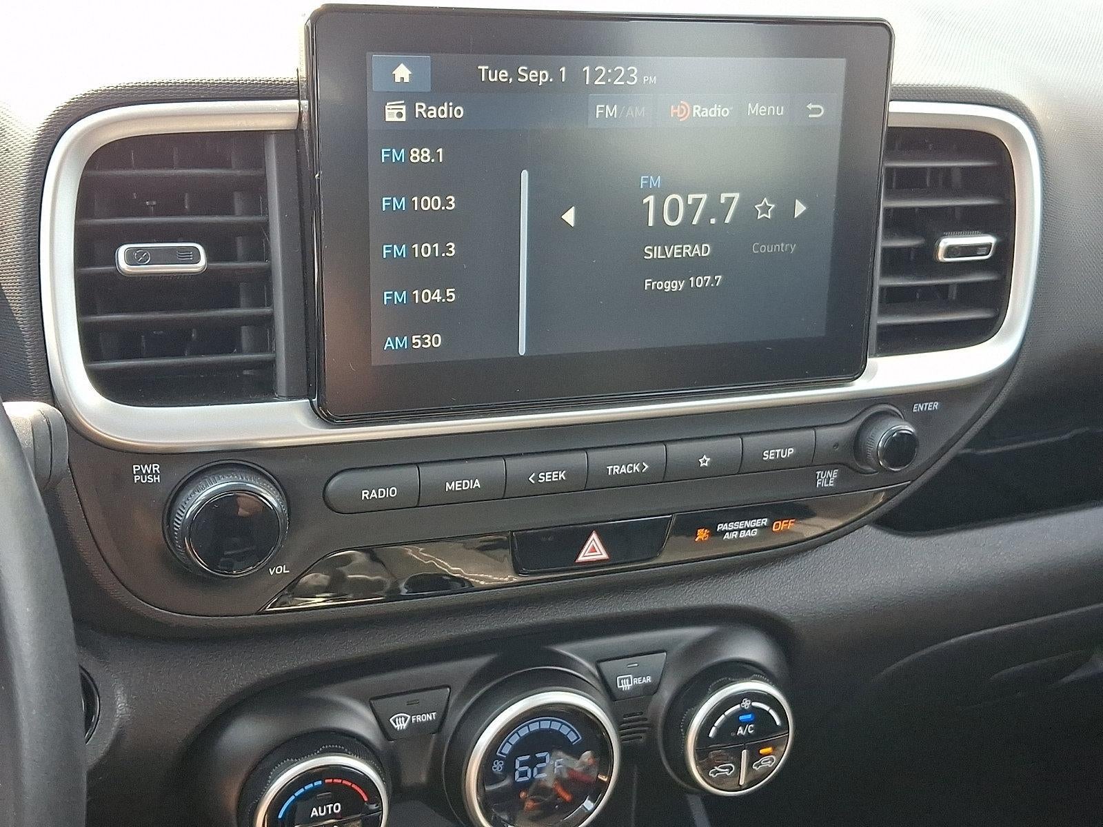 2025 Hyundai VENUE SEL