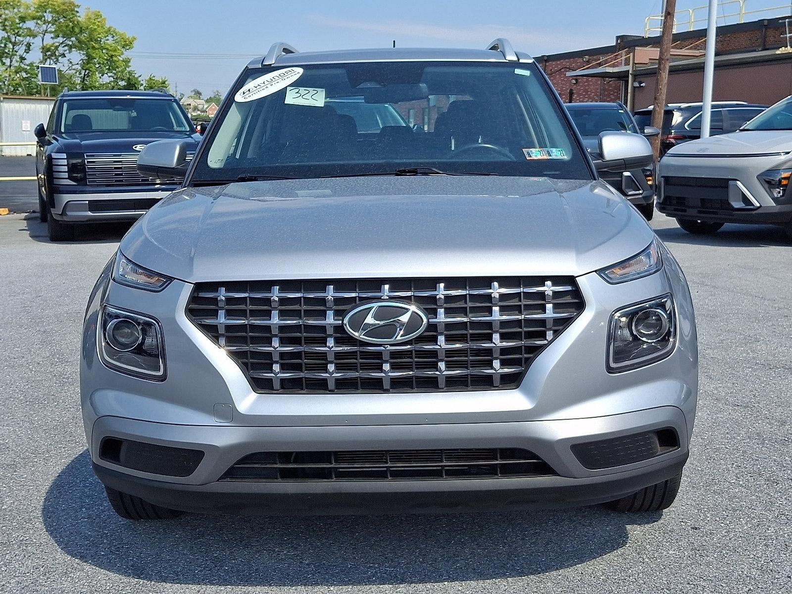 2025 Hyundai VENUE SEL