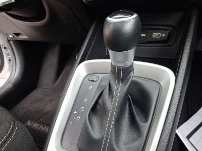 2022 Hyundai VENUE SEL