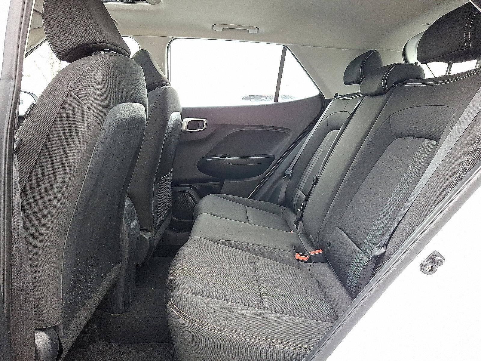 2022 Hyundai VENUE SEL