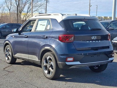 2026 Hyundai VENUE SEL W/Two-Tone Roof