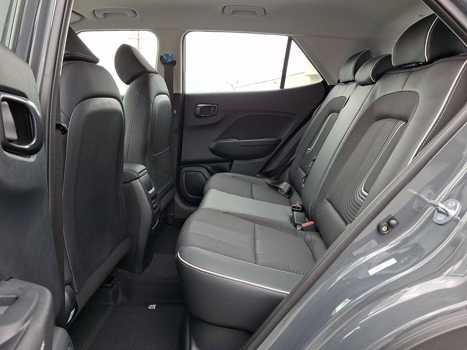 2026 Hyundai VENUE SEL W/Two-Tone Roof