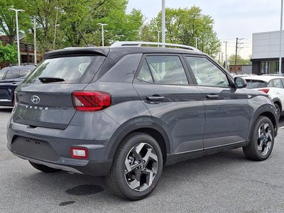 2026 Hyundai VENUE SEL W/Two-Tone Roof