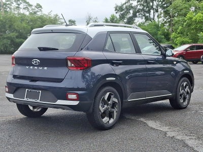 2026 Hyundai VENUE SEL W/Two-Tone Roof