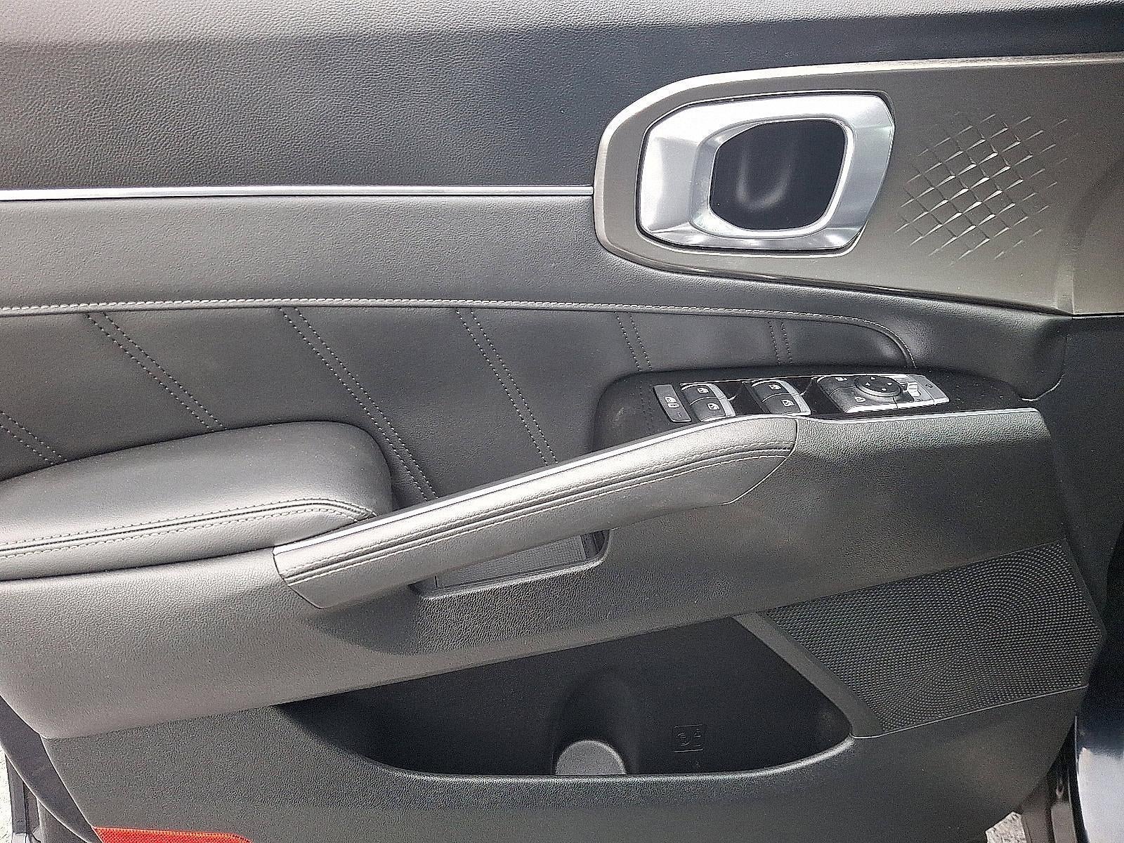 2022 Kia Sorento Plug-In Hybrid SX