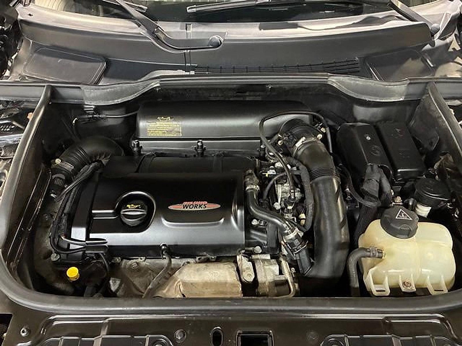 2014 MINI John Cooper Works Paceman ALL4 John Cooper Works